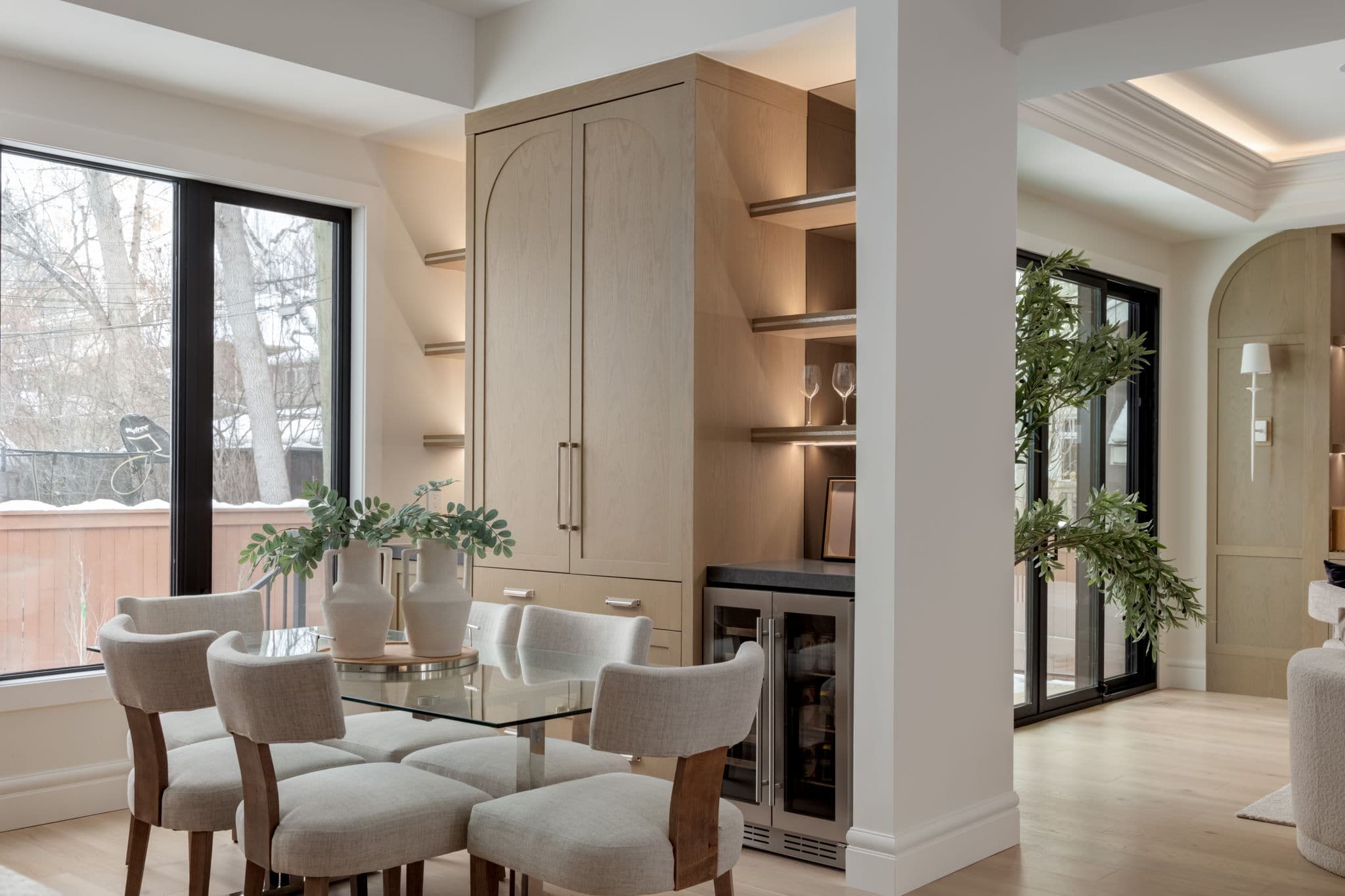 Dining area with built-in cabinetry in the Elbow Park project by Platinum Build Homes in Elbow Park, Calgary.