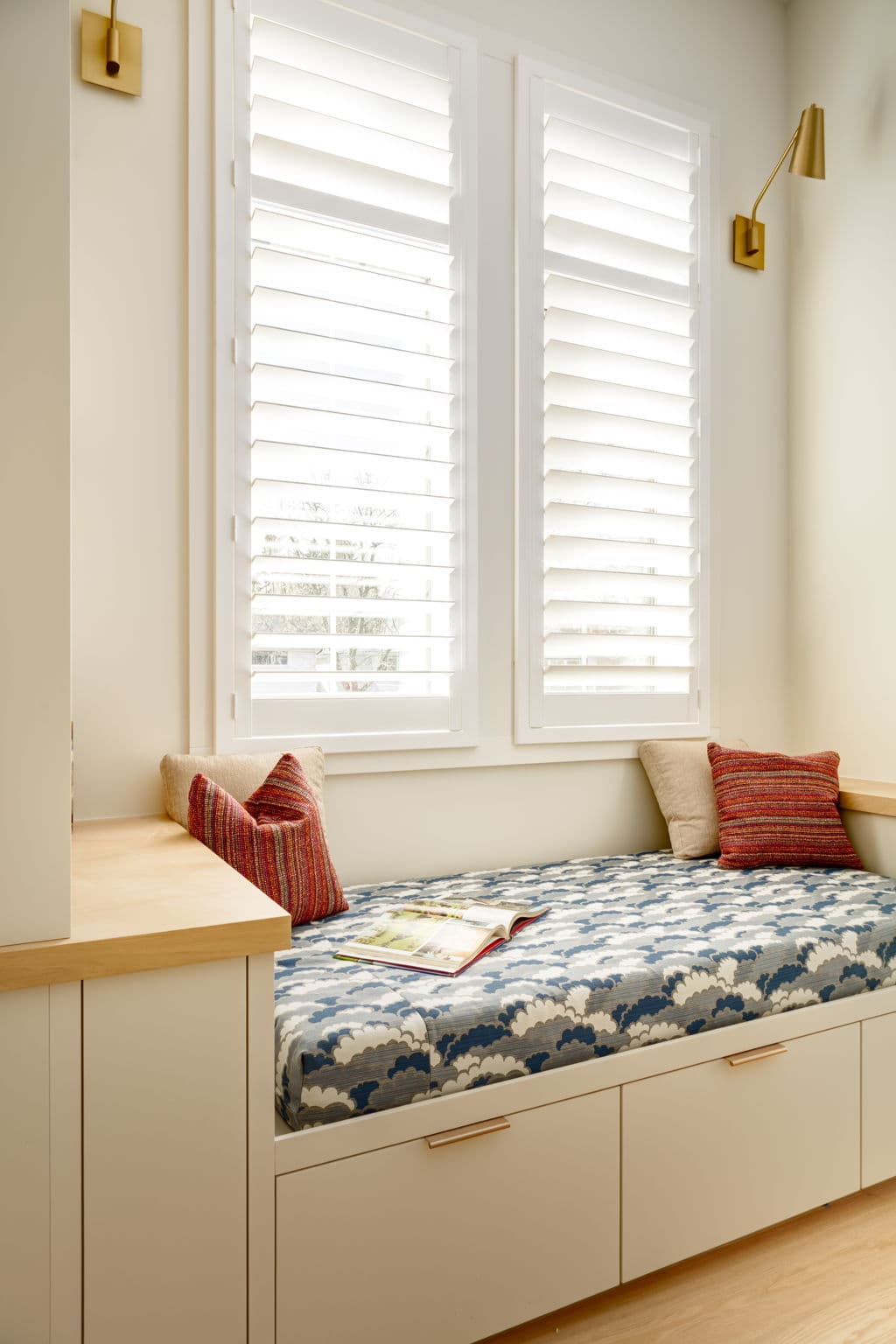 Window bench detail in the Lakeview 1 project by Platinum Build Homes in Lakeview, Calgary.